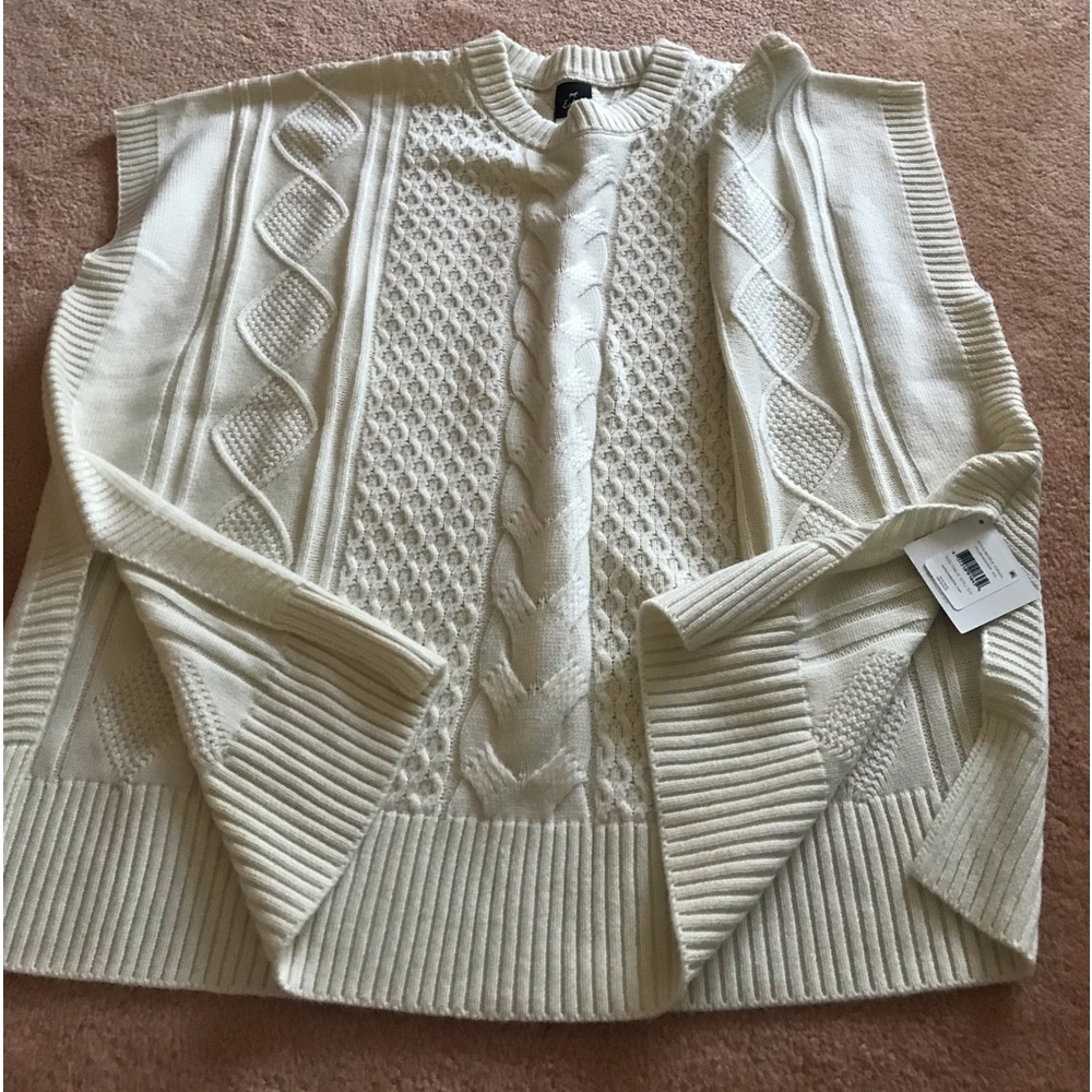 Echo over sized sweater brand new beautiful details